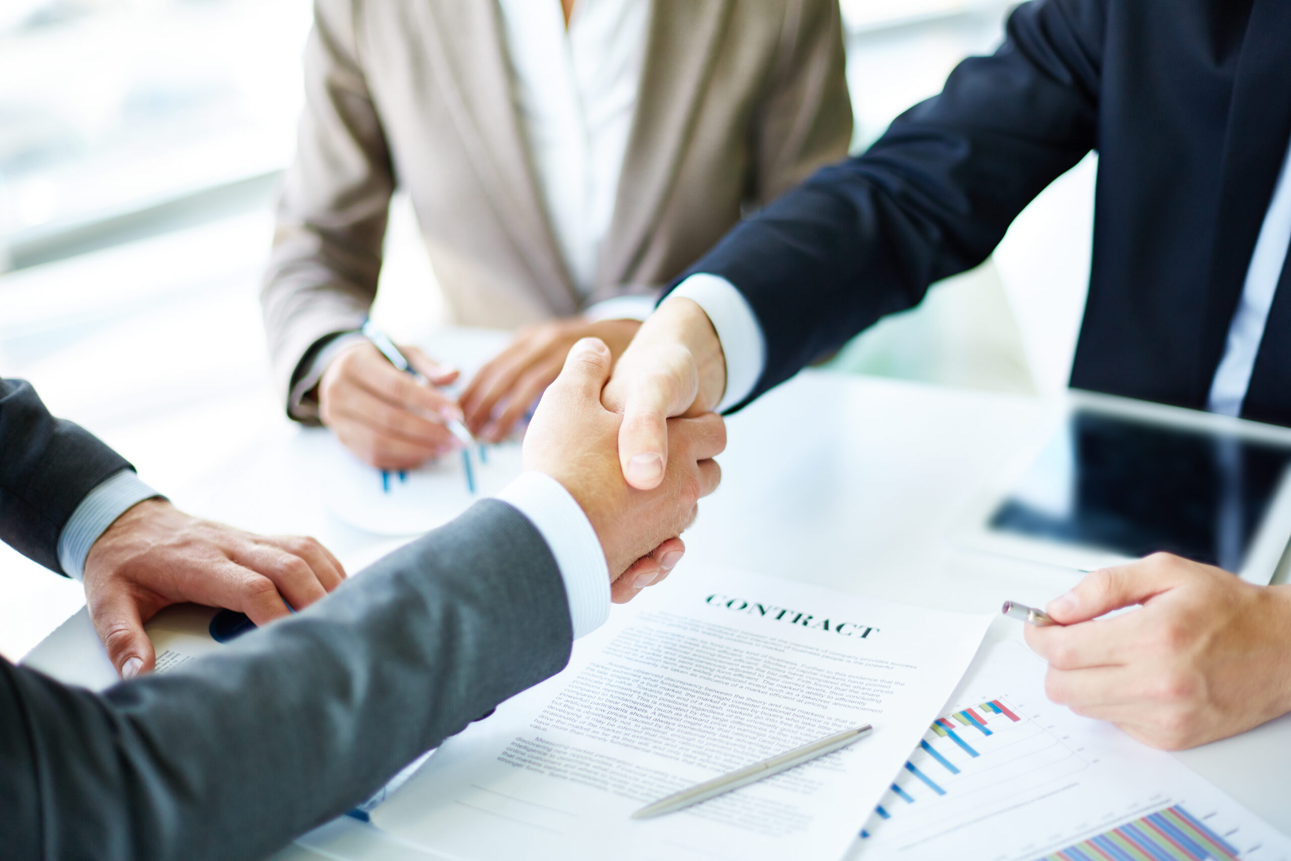 VinFast, HDFC Bank Join Hands for Auto and Inventory Loans