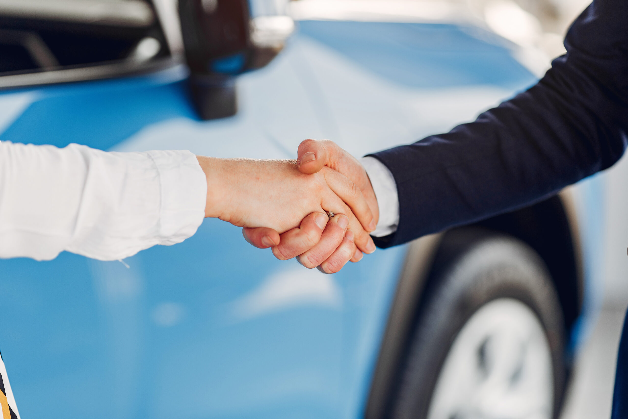 Ford and Salesforce Partner on Connected Vehicles Ford and Salesforce Partner on Connected Vehicles
